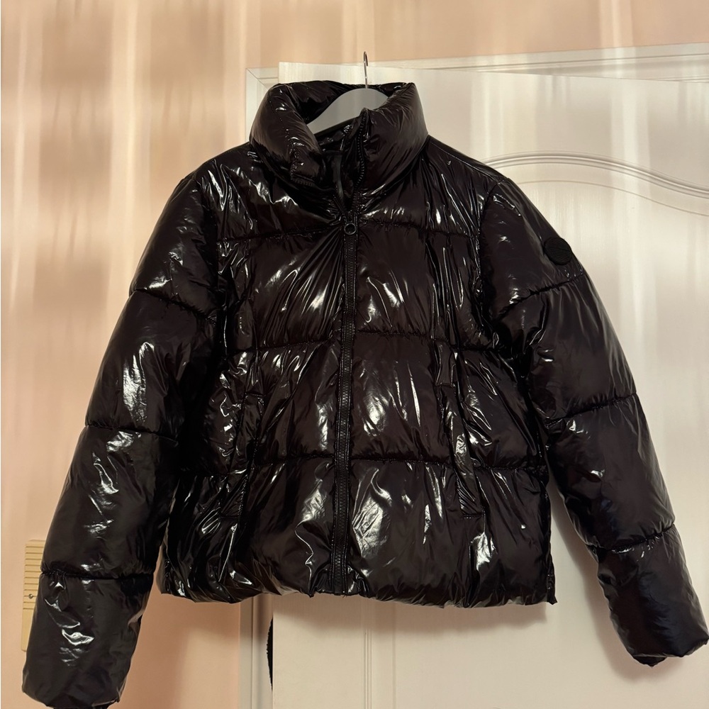 Noize - Women's Black Puffer Jacket